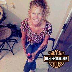 Meet your Posher, Toni